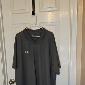 Under Armour Men's Dark Gray Polo Shirt